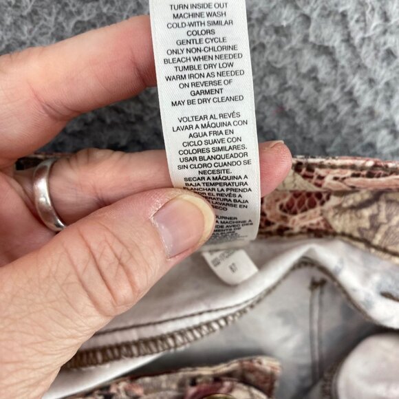 Chicos Jeans Womens 2 US 12 Ivory Red Floral Lace Print Platinum Jegging Stretch - Picture 7 of 12